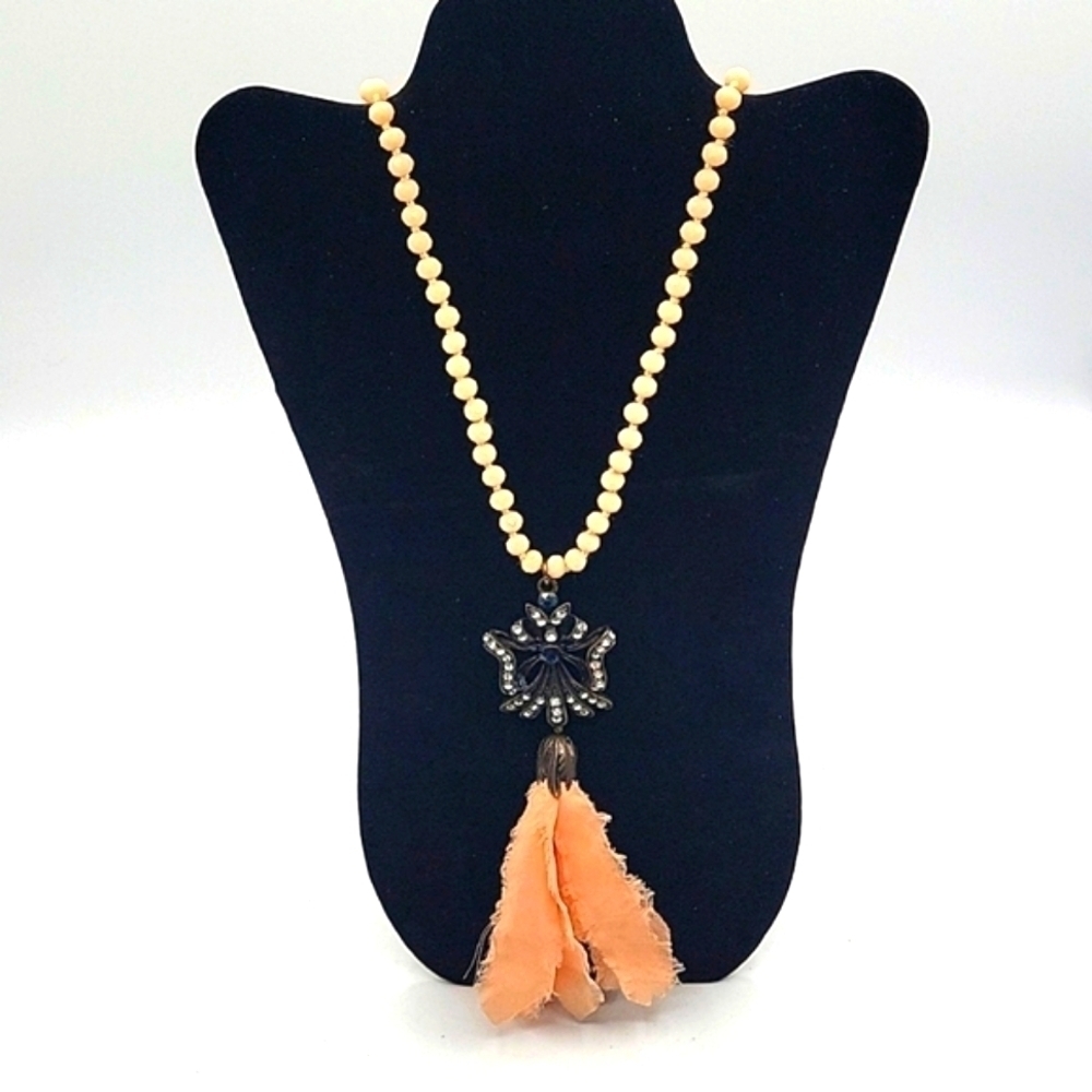 Plunder Vintage Necklace Pink Beads w/ Ornate Pendant Rhinestones & Feathers